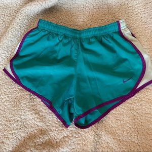 Girls S, Nike Jogging Shorts with Lining
